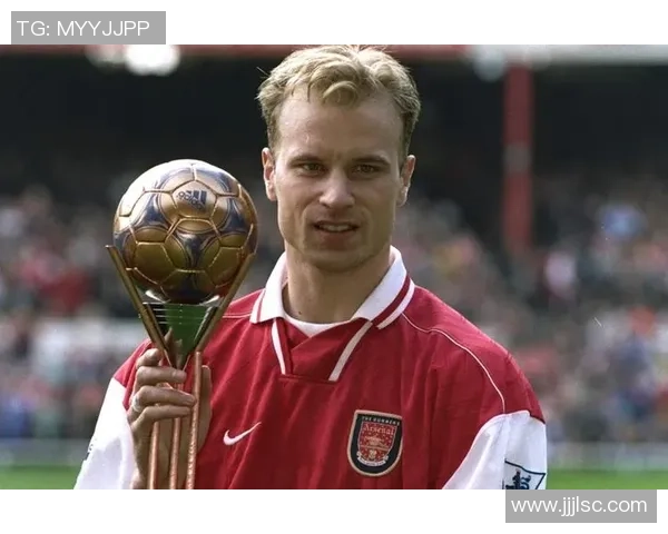 扁平足球员的代表球星盘点及其技术特点分析